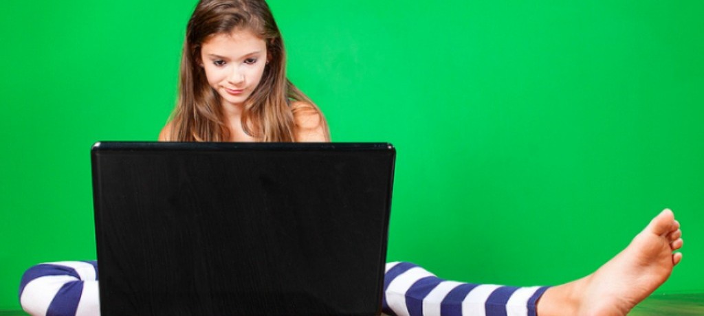 20 Easy Work at Home Ideas for Teens To Earn Money Online